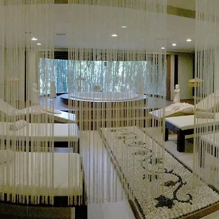 酒店 Villagepark Resort-spa 3*